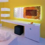 Aurora 4*