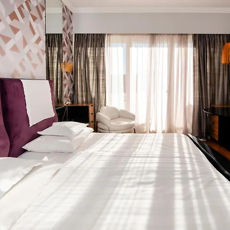 Hotel Aurora