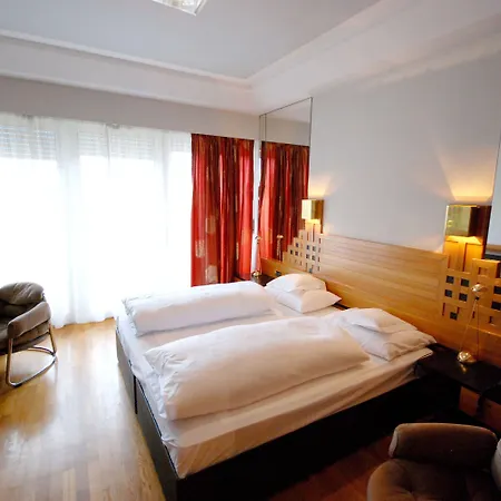 Aurora Otel