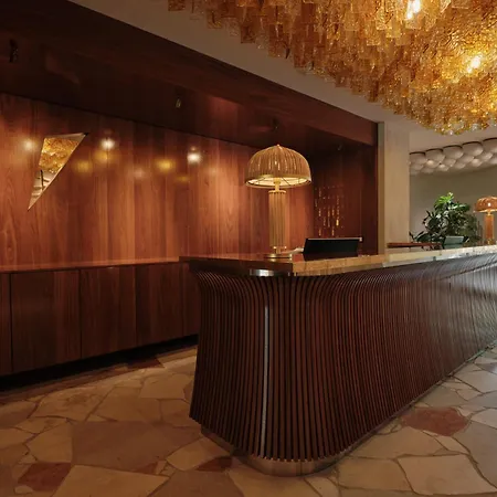 Hotel Aurora 4*