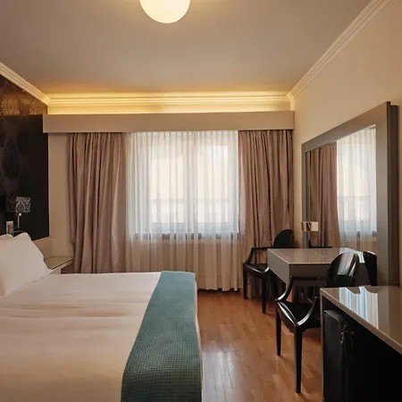 Hotel Aurora 4*