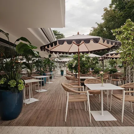 Hotel Aurora 4*
